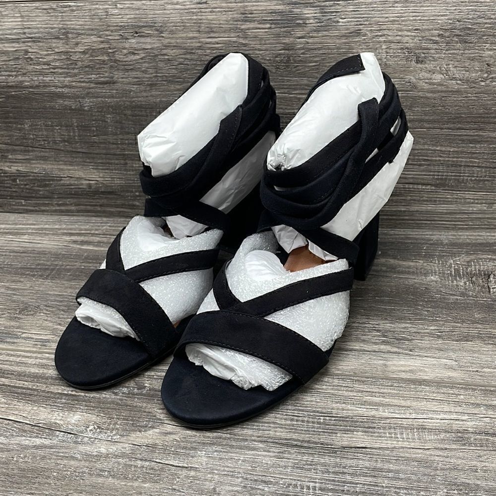 Steve Madden Women's Isabel Wraparound Sandal - Picture 2 of 8